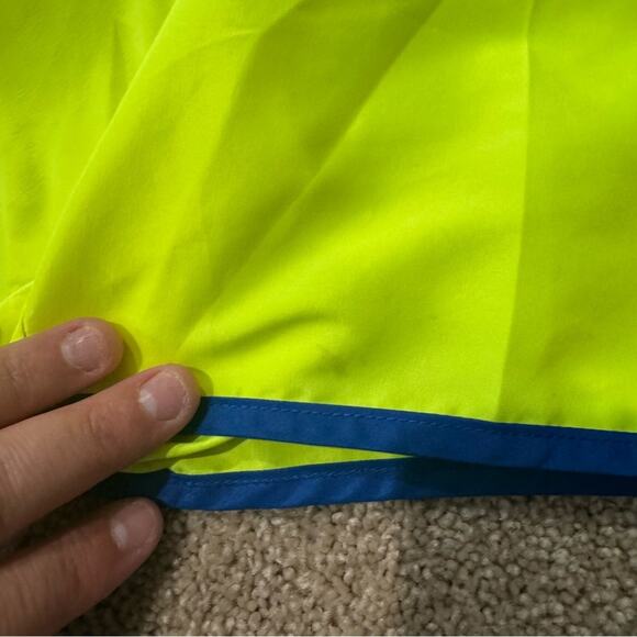 Danskin Now Bright Neon Yellow Athletic Shorts Women’s Size Medium / 8 - 10 - Picture 4 of 8